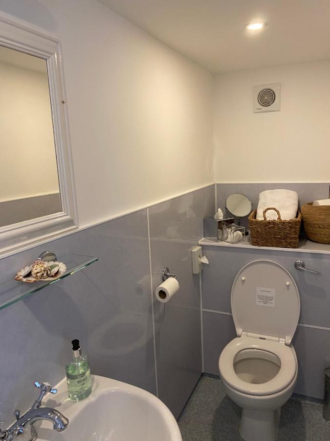 Honeypot Guest House 克雷尔 外观 照片